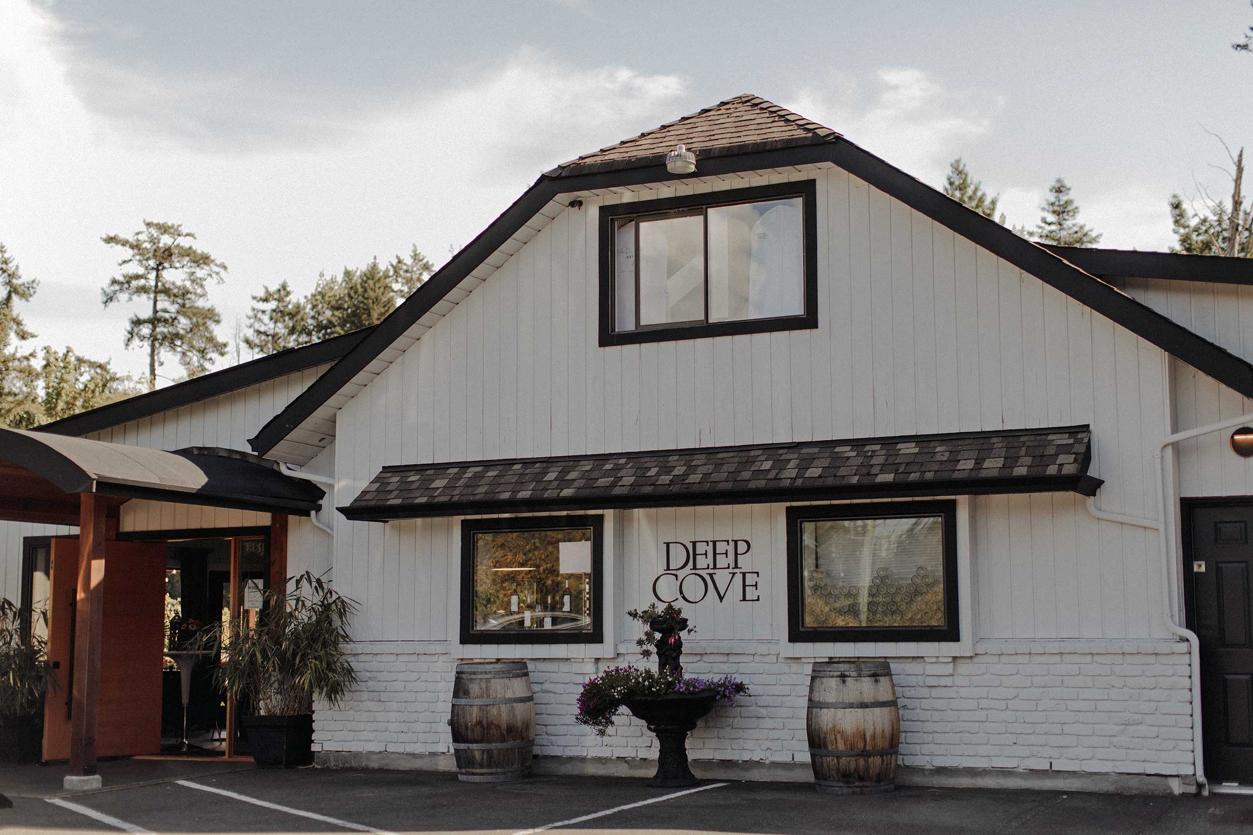 Deep Cove Winery