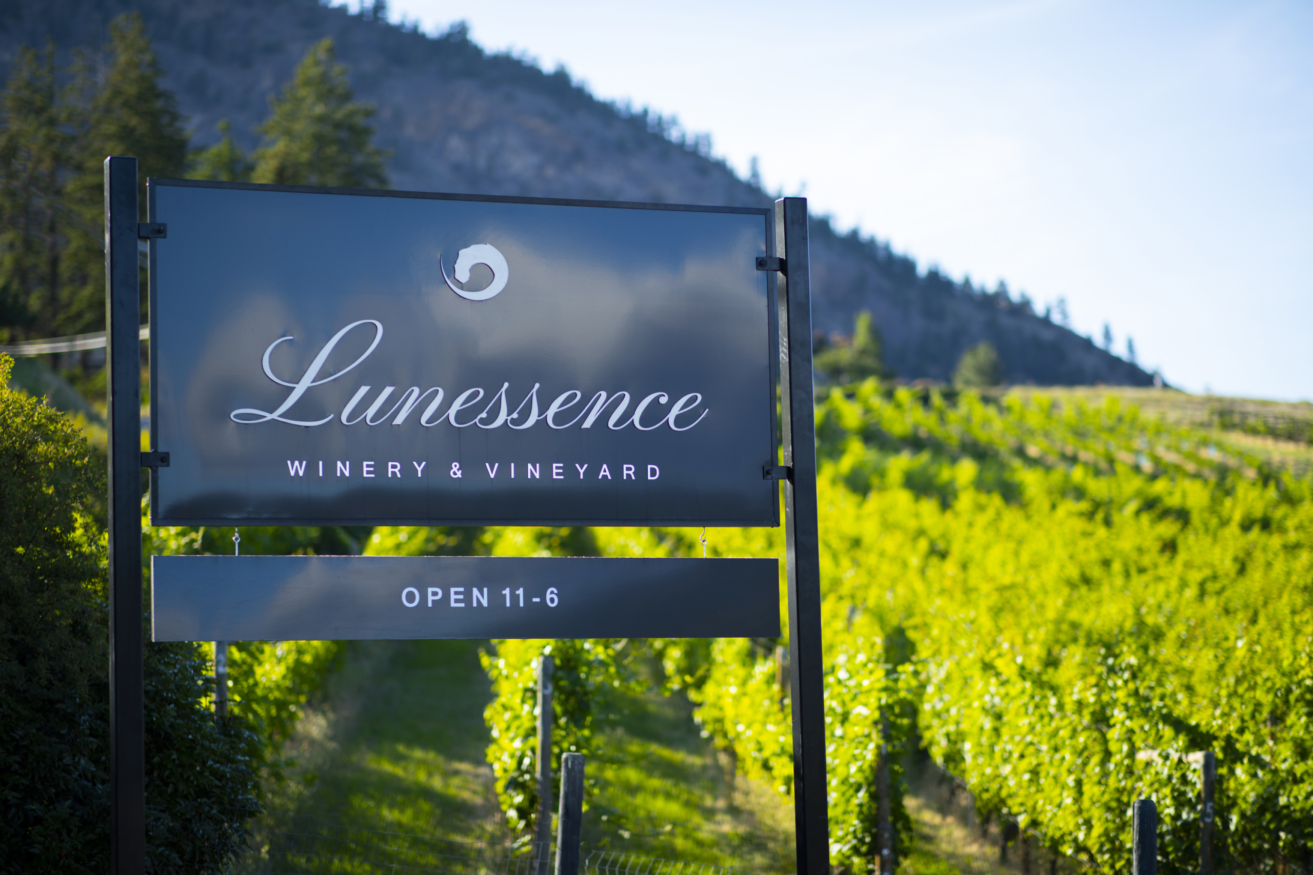 Lunessence Winery & Vineyard